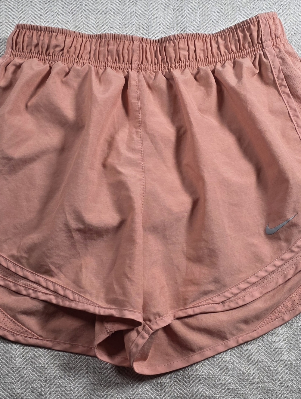 Nike Women's Tempo Running Shorts Echo Pink Size Small